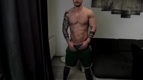 Snapshot of richarddarell chatting on March 2026 06:39:02 AM RichardDarell online show from March 2026 06:39:02 AM