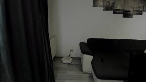 Snapshot of richarddarell chatting on April 2026 05:32:02 AM RichardDarell online show from April 2026 05:32:02 AM
