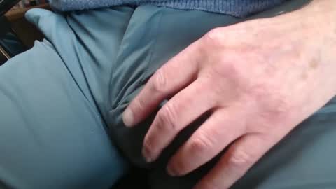 richarder7 online show from November 2025 12:08:02 PM