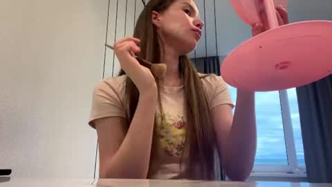 Lana online show from July 2026 02:48:02 AM