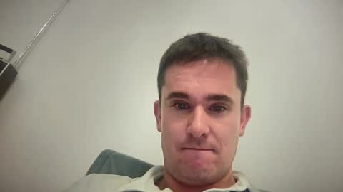 Snapshot of richmondgent chatting on November 2025 09:37:02 PM londongent online show from November 2025 09:37:02 PM