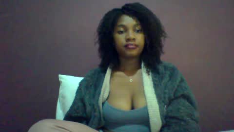 Snapshot of ricie001 chatting on July 2026 10:21:01 AM ricie001 online show from July 2026 10:21:01 AM