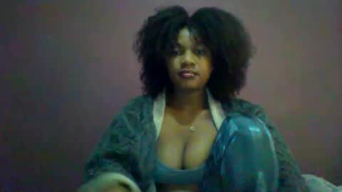 Snapshot of ricie001 chatting on July 2026 09:27:01 AM ricie001 online show from July 2026 09:27:01 AM