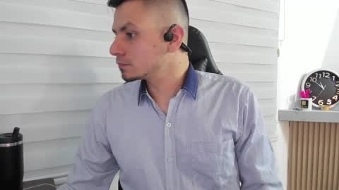  Rick Diesel  online show from October 2025 03:48:01 AM