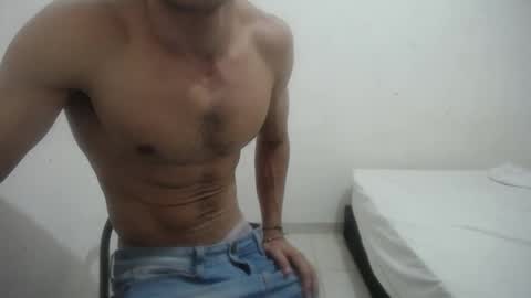 rickcumhot13 online show from October 2025 06:58:01 PM