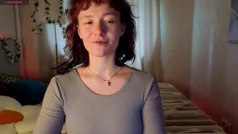 Snapshot of ricki_bloom chatting on May 2026 09:26:01 AM Ricki online show from May 2026 09:26:01 AM