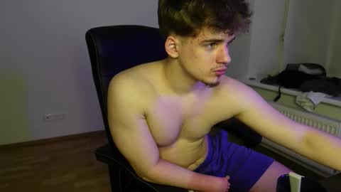 RICKY BECKO online show from February 2026 07:12:02 PM