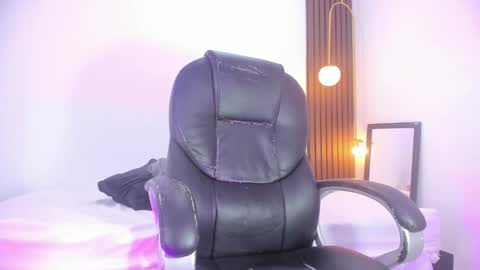 Ricky  online show from December 2024 12:55:02 AM