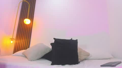 Ricky  online show from February 2025 12:59:02 AM