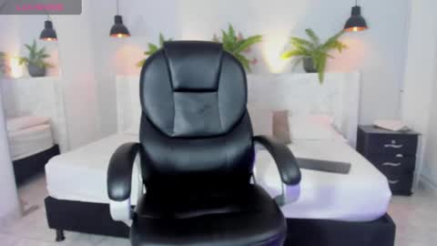 Ricky  online show from February 2025 10:26:02 PM