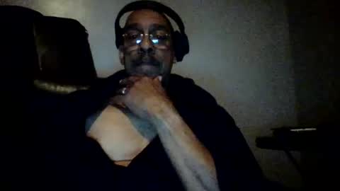 Snapshot of rico97681 chatting on October 2025 12:03:02 PM rico97681 online show from October 2025 12:03:02 PM