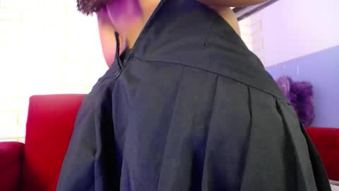 milena online show from December 2025 04:09:01 AM