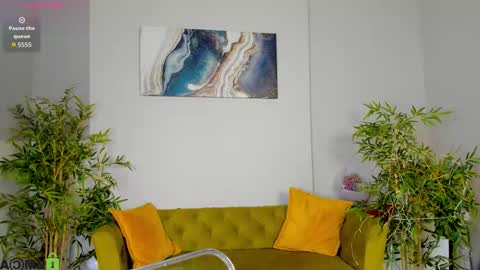 Snapshot of riddle_layla chatting on February 2026 09:17:01 AM Layla online show from February 2026 09:17:01 AM