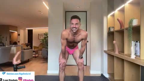 Snapshot of rigoavela chatting on February 2026 06:48:01 PM Rigo Avela online show from February 2026 06:48:01 PM