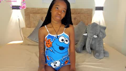 ri ri online show from October 2025 12:50:01 PM