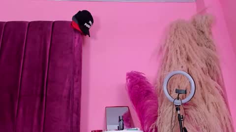 Snapshot of rihanna_hotx chatting on September 2025 04:27:02 AM Rihanna hotx online show from September 2025 04:27:02 AM