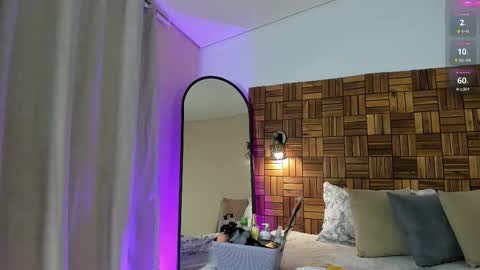 Snapshot of rihannadeep chatting on October 2025 10:16:01 AM Sara online show from October 2025 10:16:01 AM