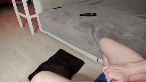 Snapshot of riki_tiki_tavi_time chatting on October 2025 05:39:01 PM Victor Maria online show from October 2025 05:39:01 PM