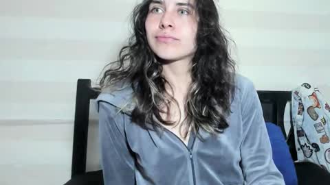 Riley online show from November 2025 05:56:02 PM