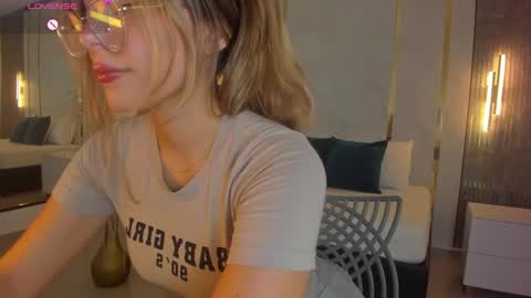 Riley Sierra online show from February 2026 12:53:02 PM