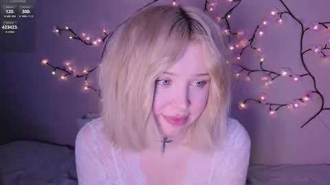 Sofia online show from May 2026 02:45:01 PM