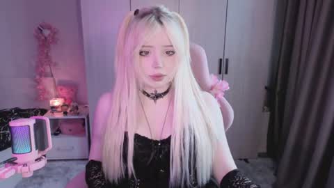 Sofia online show from June 2026 07:35:02 AM