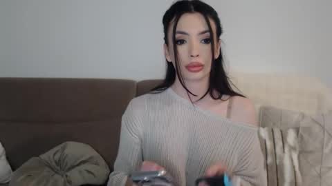 Snapshot of rileyeve chatting on October 2025 09:52:01 PM RileyEve online show from October 2025 09:52:01 PM