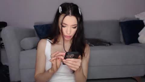 Snapshot of rileyeve chatting on December 2025 03:05:01 AM RileyEve online show from December 2025 03:05:01 AM