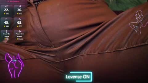 rileylannax online show from May 2026 03:02:02 AM