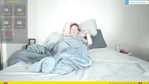 Riley  Logan online show from May 2026 01:29:02 PM