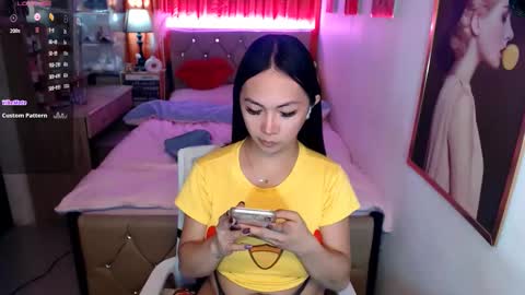 Snapshot of rileymillerx chatting on March 2025 07:05:02 AM Riley online show from March 2025 07:05:02 AM