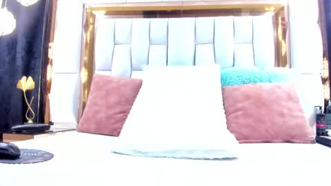 Snapshot of rileysweett chatting on September 2025 11:48:01 AM Riley online show from September 2025 11:48:01 AM