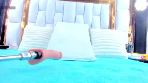 Snapshot of rileysweett chatting on November 2025 11:56:02 AM Riley online show from November 2025 11:56:02 AM