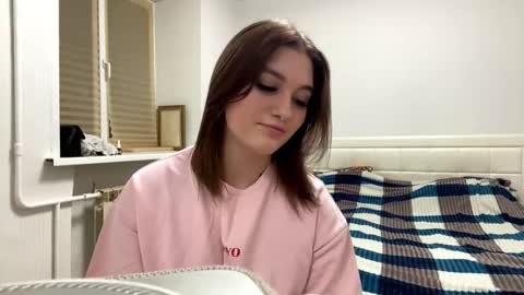 Snapshot of rimacohea chatting on December 2025 05:18:02 PM Rima 18yo online show from December 2025 05:18:02 PM