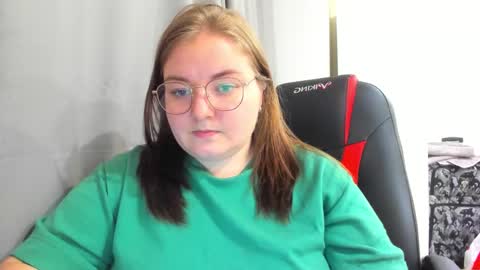 rina16 online show from October 2025 05:46:01 PM