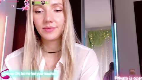 Snapshot of rina_asty chatting on November 2025 07:35:02 PM Rina Asty online show from November 2025 07:35:02 PM