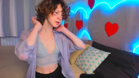 Snapshot of rina_dee chatting on February 2025 01:42:02 PM . Rina . online show from February 2025 01:42:02 PM