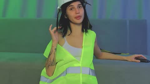 RINA online show from October 2025 01:17:01 AM