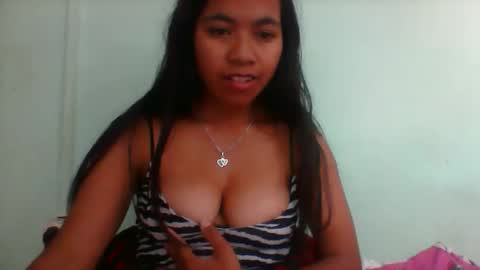 Snapshot of rinah856024 chatting on September 2025 04:30:02 PM rinah856024 online show from September 2025 04:30:02 PM