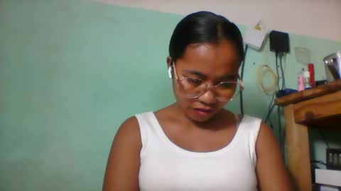 Snapshot of rinah856024 chatting on May 2026 04:15:02 PM rinah856024 online show from May 2026 04:15:02 PM