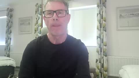 Snapshot of ringomar chatting on September 2025 08:29:02 AM Rob online show from September 2025 08:29:02 AM