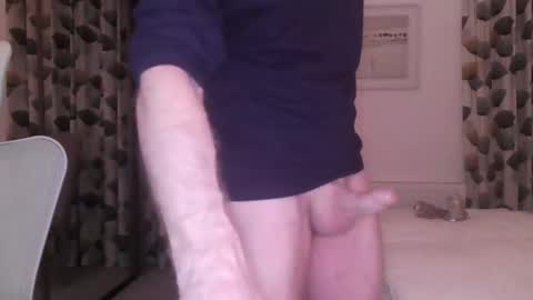 Snapshot of ringomar chatting on November 2025 07:47:01 AM Rob online show from November 2025 07:47:01 AM