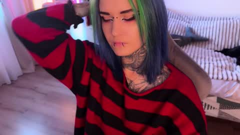   DianaBrite            fansl y online show from October 2025 12:57:02 PM