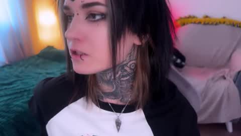   DianaBrite            fansl y online show from March 2026 01:03:02 PM