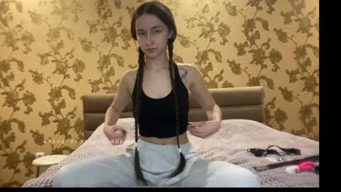 Riri online show from October 2025 06:09:01 PM