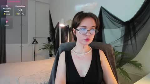 Alice online show from March 2026 09:31:02 PM