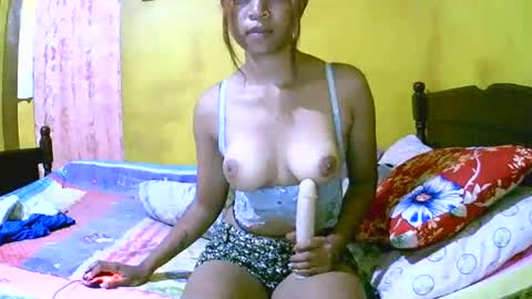 Snapshot of ritah777 chatting on January 2025 03:51:02 PM Lovelyhot online show from January 2025 03:51:02 PM