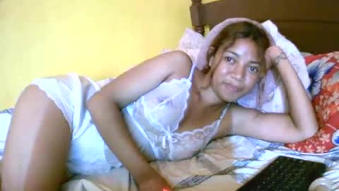 Snapshot of ritah777 chatting on February 2025 12:17:02 PM Lovelyhot online show from February 2025 12:17:02 PM
