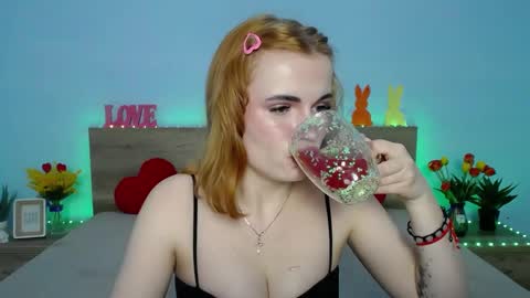 Snapshot of ritakiskis chatting on March 2025 08:22:01 AM ritakiskis online show from March 2025 08:22:01 AM