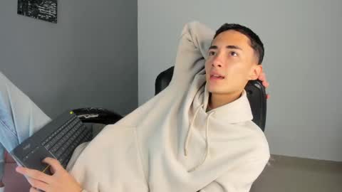 Ritchie Alameda online show from October 2025 12:02:02 PM